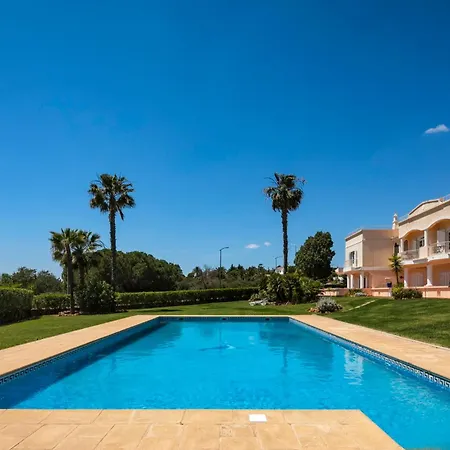 Apartment Da Marinha