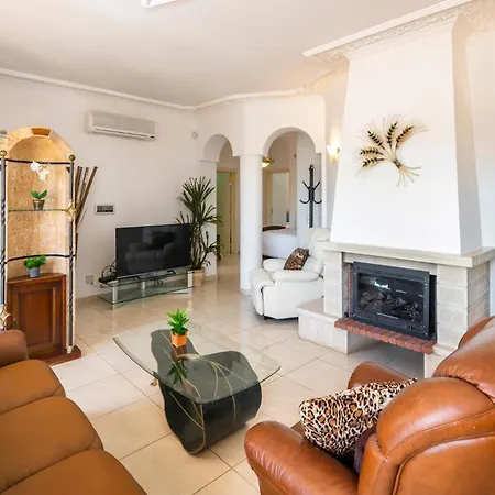 Da Marinha Apartment